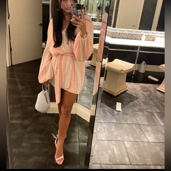 Retrofrete Gabrielle Robe Dress in Pastel Pink Stripe - Picture 2 of 4